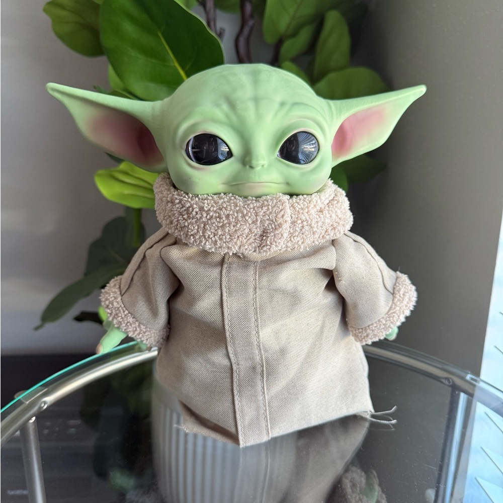 Stars Wars The Mandalorian Baby Yoda Grogu Plush Doll The Child 13" Rubber Head